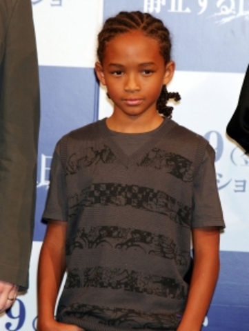 Smith’s first child with Jada Pinkett-Smith, Jaden Christopher Syre, is born.