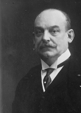 Emile Francqui is born