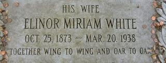 Elinor Miriam White dies