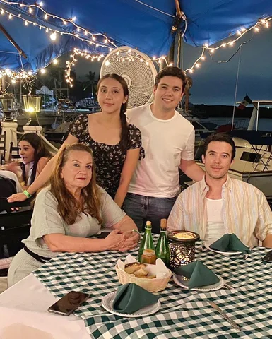 The best moments are lived with family