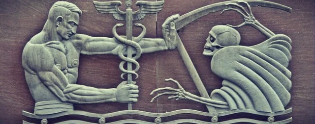 Más alla del principio del ser