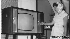 Primera transmisión en blanco y negro(TV)