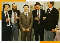 Primeras aplicaciones de planificación de recursos empresariales (ERP)