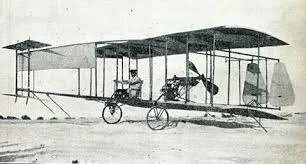 PRIMER AEROPLÀ