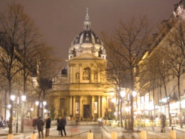 Marie a commençé d'étudier à la Sorbonne