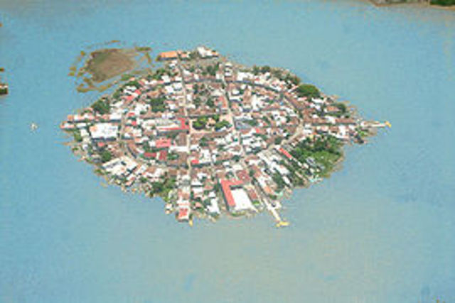 Los mexicas dejan Aztlán