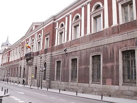 la Federación Universitaria Española (FUE)