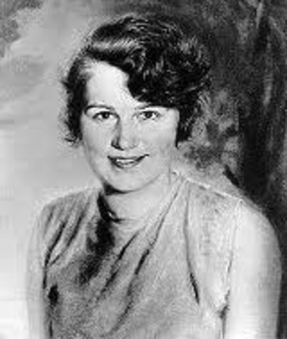 Hitler's niece commited suicide