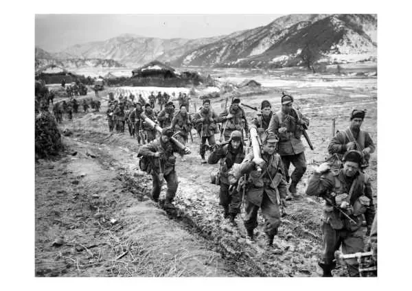 China comes to the aid of North Korea and forces UN troops to retreat.