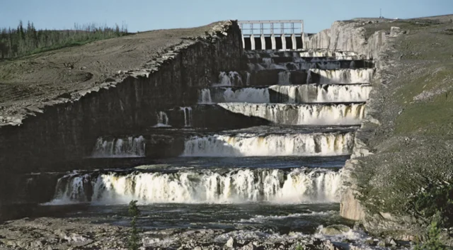 James Bay Hydroelectric Project Announced