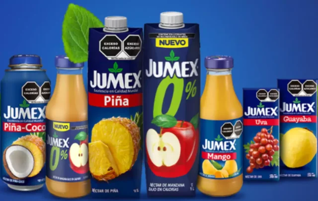 1964: Cambio de nombre a Jumex y la "latita azul":