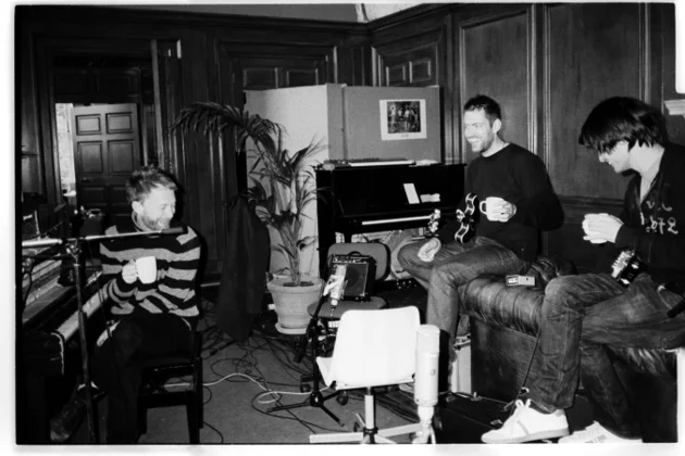 June 1997 – Radiohead Releases Dead Air Space