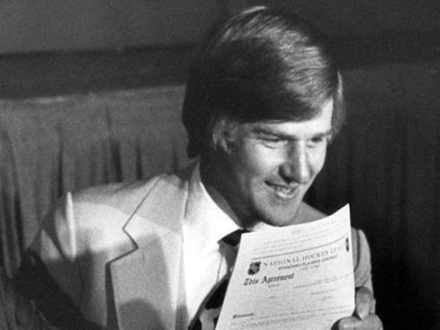 Signed to the Chicago Black  Hawks