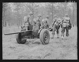 Anti-tank section lands (8:00 AM)
