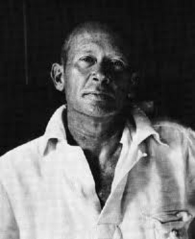 E.E. Cummings was born in Cambridge, Massachusetts.