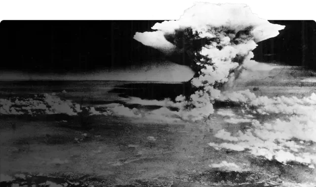 BOMBARDEO ATÓMICO