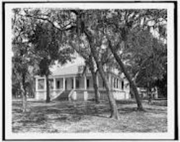 Settles at Bearvoir on Mississippi's Gulf Coast