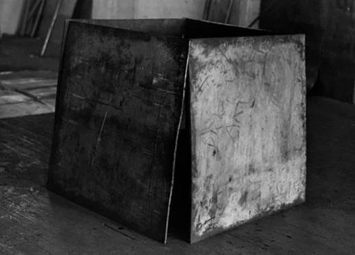 One Ton Prop (House of Cards), (refabricated 1986)