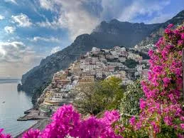 Artemisia moves to Naples with her daughters