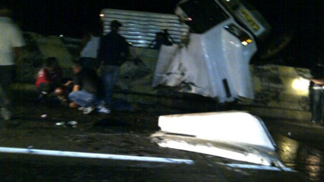 2 muertos dejó accidente en Tazón