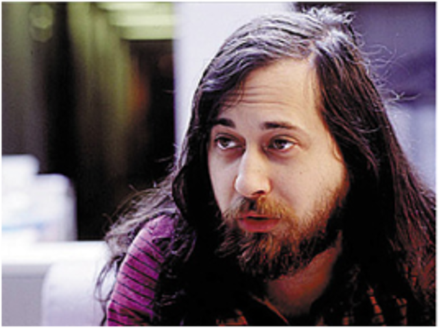 Richard Stallman Creo GNU