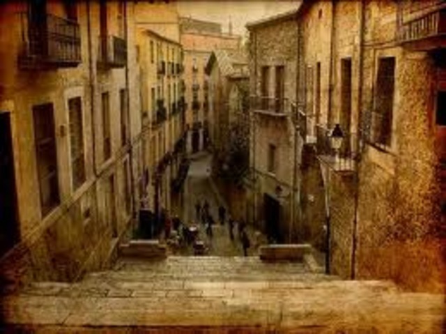 Spain declares bankruptcy