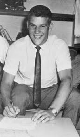 Signed the Contract for the Boston Bruins