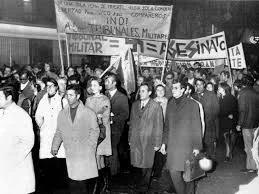 Proceso de Burgos: Franco conmuta penas de muerte a miembros de ETA.