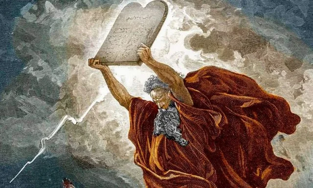 Formación de la Nación y la Ley Divina
