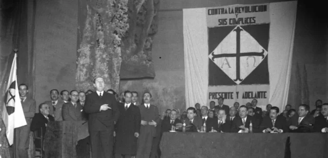 Eleccions amb victòria de la CEDA