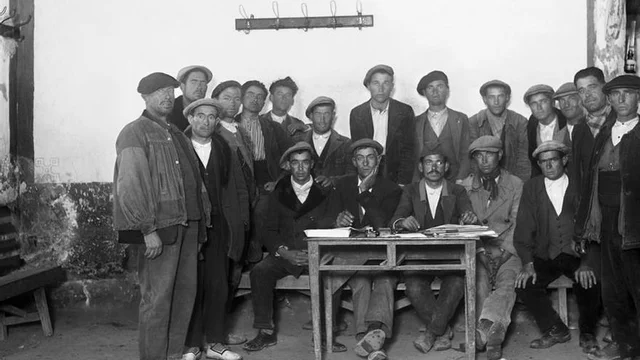 Decreto del "laboreo forzoso"