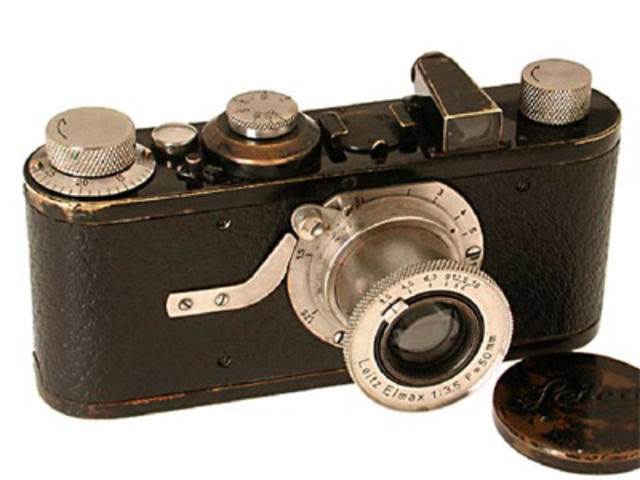 35mm amera was invend