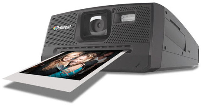 polaroid camera appered