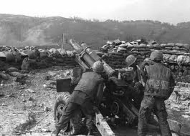 Battle of Khe Sanh begins