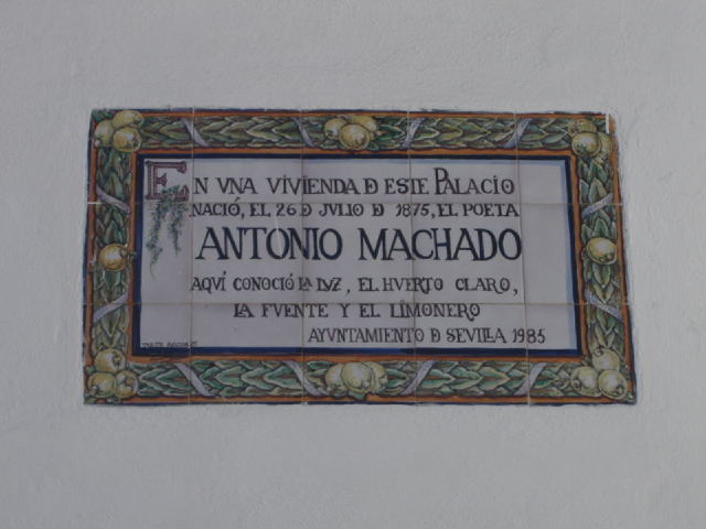 Nace en Sevilla el poeta Antonio Machado
