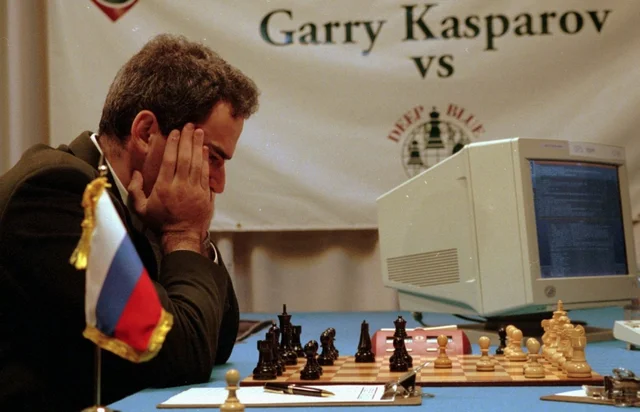 IBM Deep Blue vence al campeón mundial de ajedrez Garry Kasparov