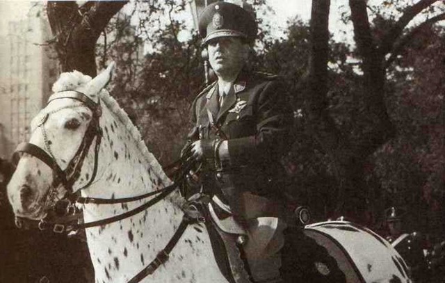 LA EDUCACIÓN EN EL CONTEXTO PERONISTA (1945 - 1955 )