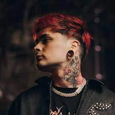 Primer Album y colaboraciones