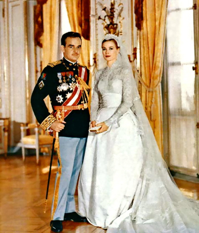Grace Kelly Marries Prince Rainier III of Monaco