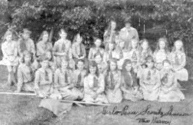 Girl Peace scouts