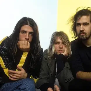Nirvana releases "Nevermind"