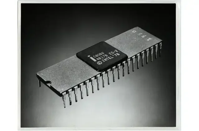 The 8086 Microprocessor