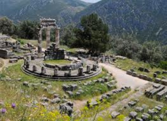 1200 BC The Oracle of Delphi Founded