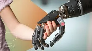 Próteses biônicas inteligentes