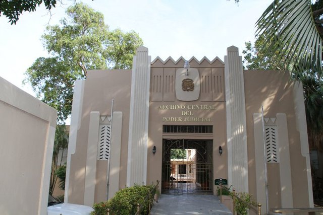 Archivo Central Del Poder Judicial, en Gazcue.