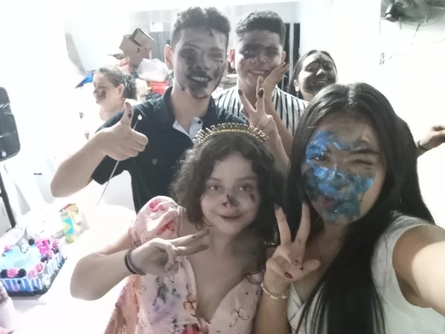 Meeting with cousins (No 2)