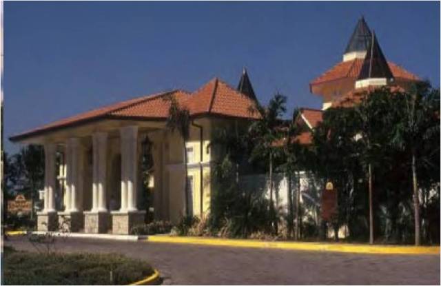 Hotel Capella, Miguel Villa