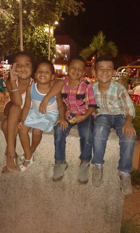 We went to eat ice cream with my cousins