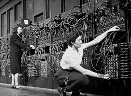 Primer ordenador electrónico de propósito general