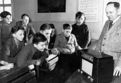México: medios de comunicación en la educación